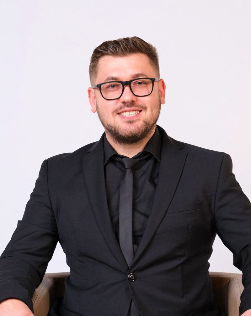Dr. Preda Marius